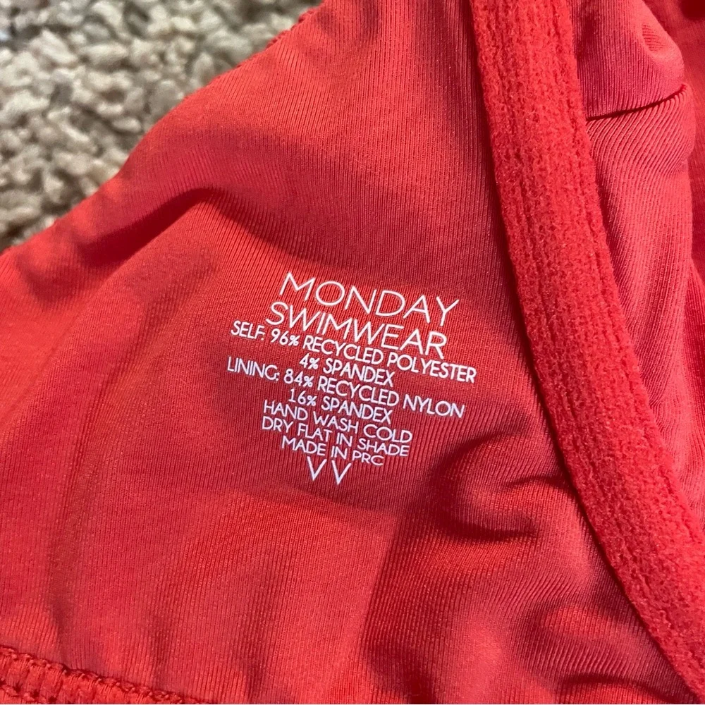 Monday Swimwear Clovelly Bikini Top Byron Bottoms Sangria Crinkle VV NWT